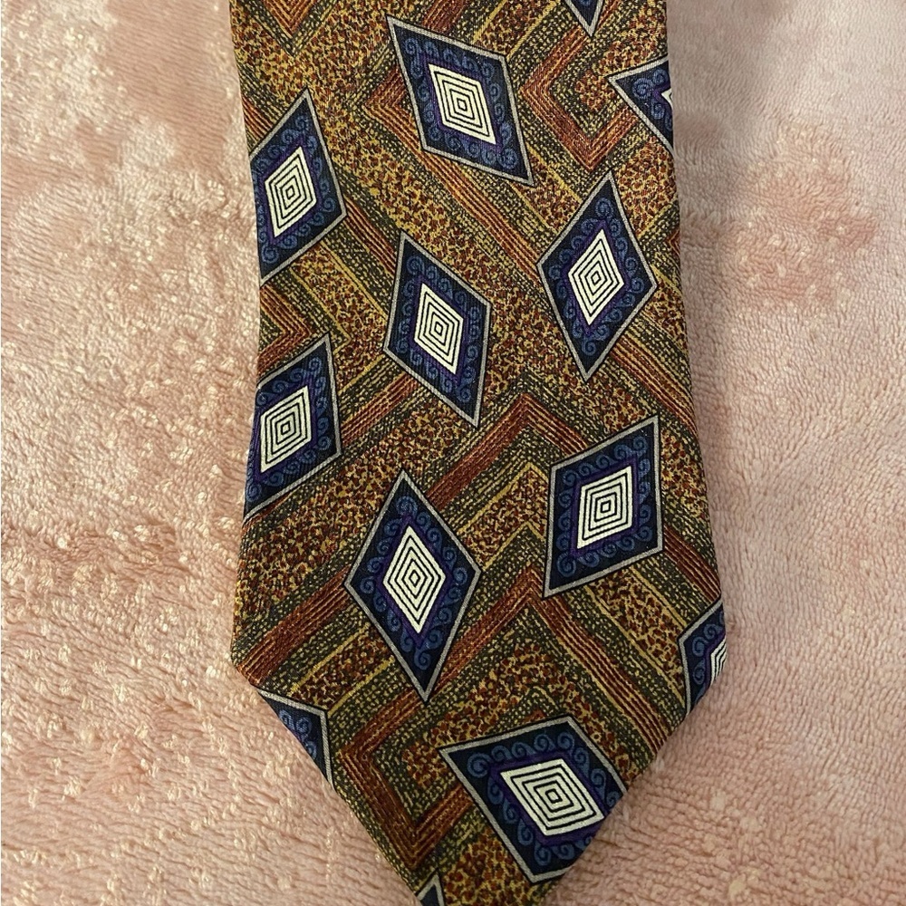 Robert Talbott Abstract Diamond Tie in Blue and Brown